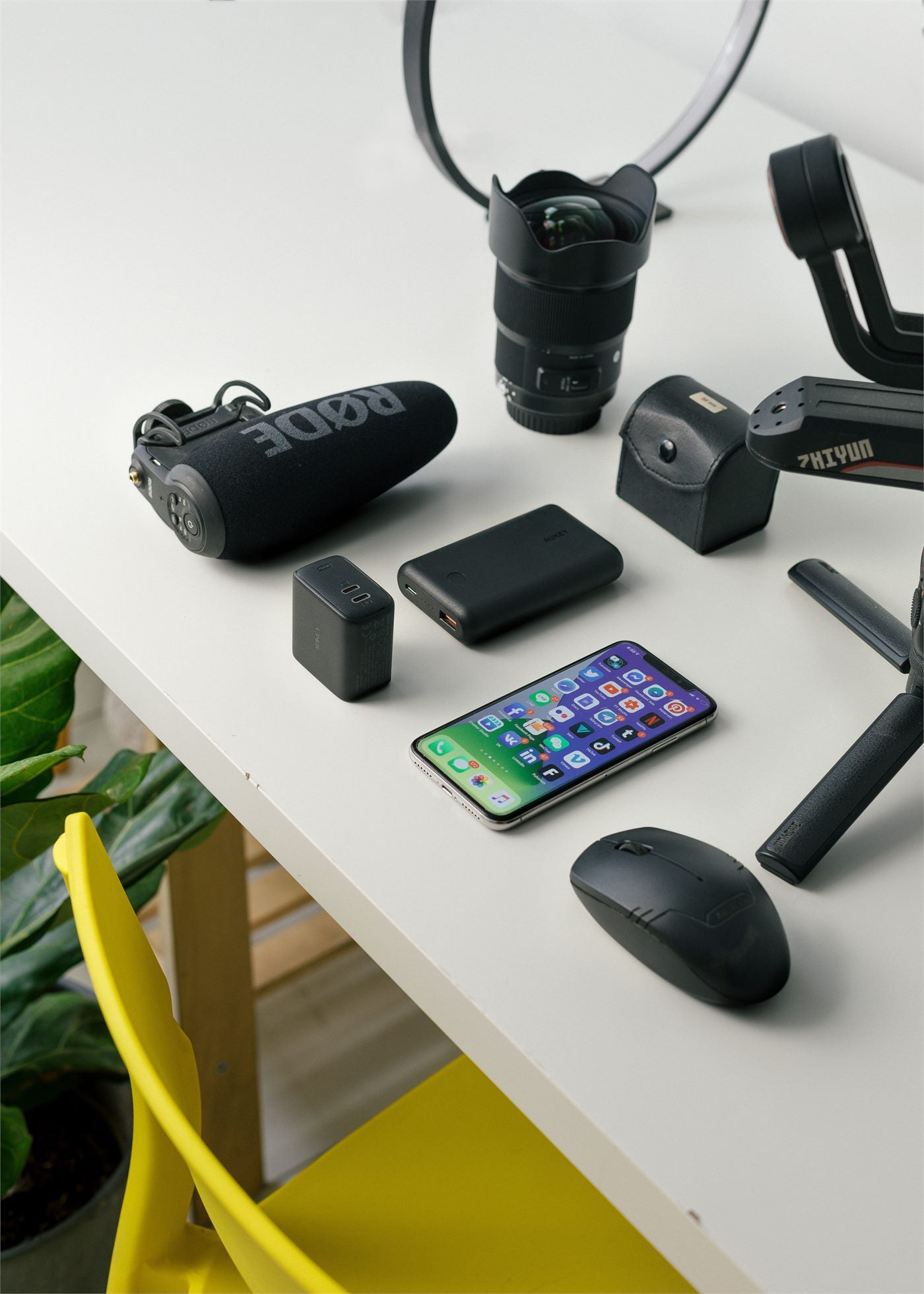 Everyday creator devices arranged on a desk